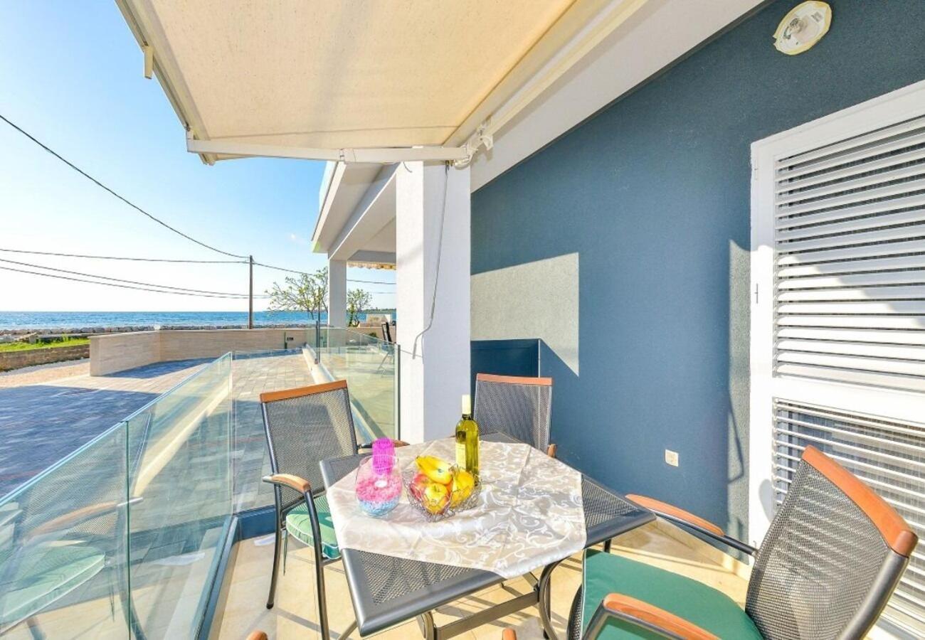 Apartments Sunny By The Sea Zaton  Zewnętrze zdjęcie