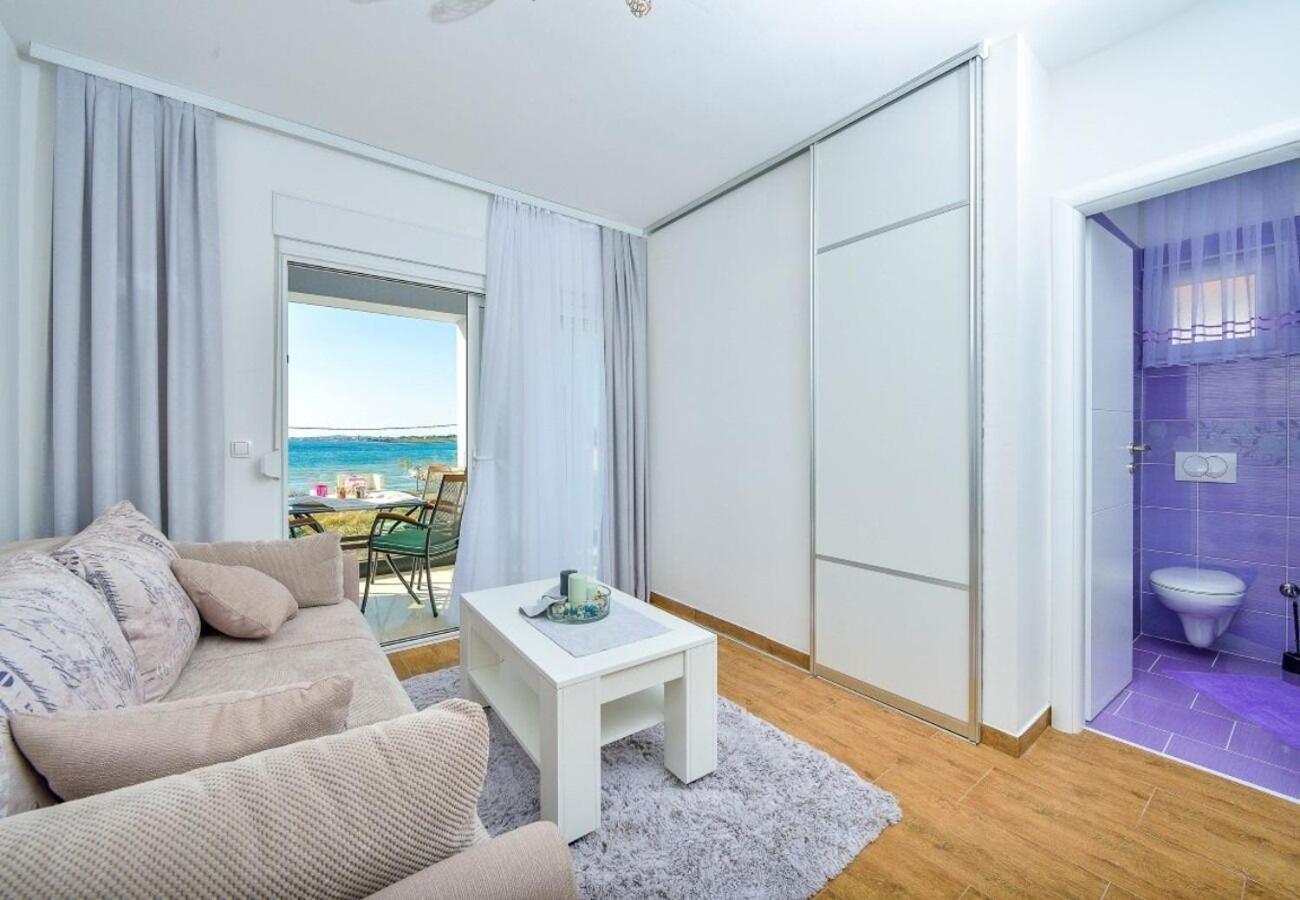 Apartments Sunny By The Sea Zaton  Zewnętrze zdjęcie